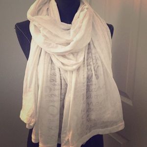 Lululemon white spring time scarf